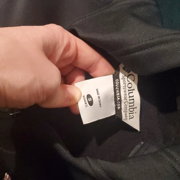 Columbia Omni-shield Breast Cancer zip up - Picture 4 of 4